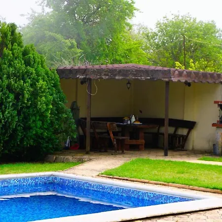 роза - Rosa 펜션 Bŭlgarevo