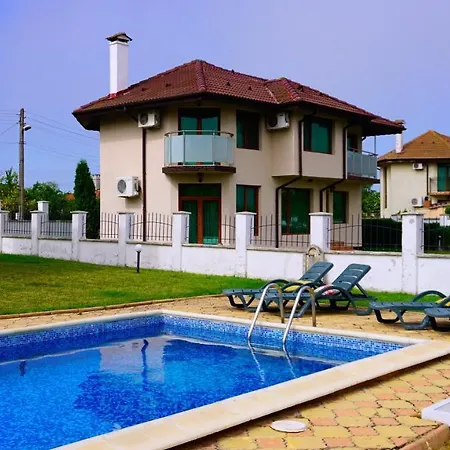 роза - Rosa Bŭlgarevo