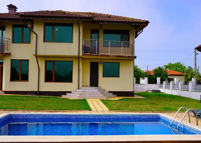 роза - Rosa Ваканционна къща *