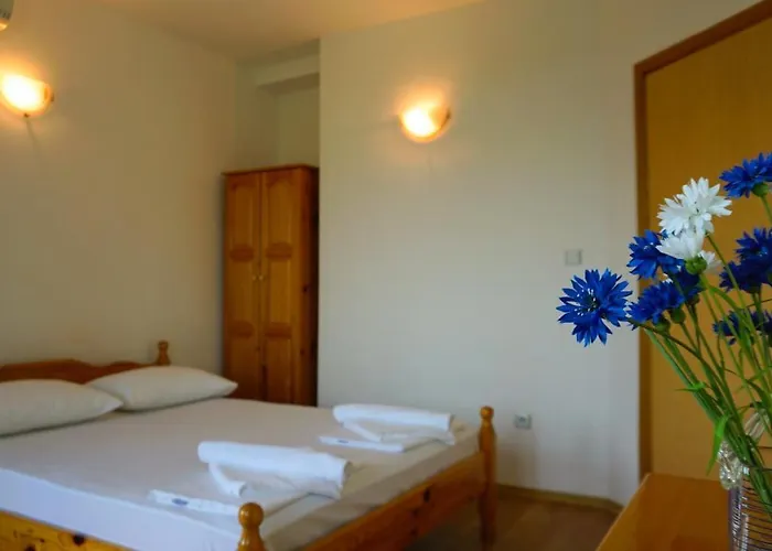 Ваканционна къща роза - Rosa Булгарево