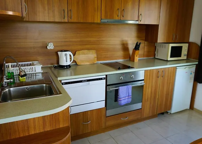 роза - Rosa Ваканционна къща Булгарево