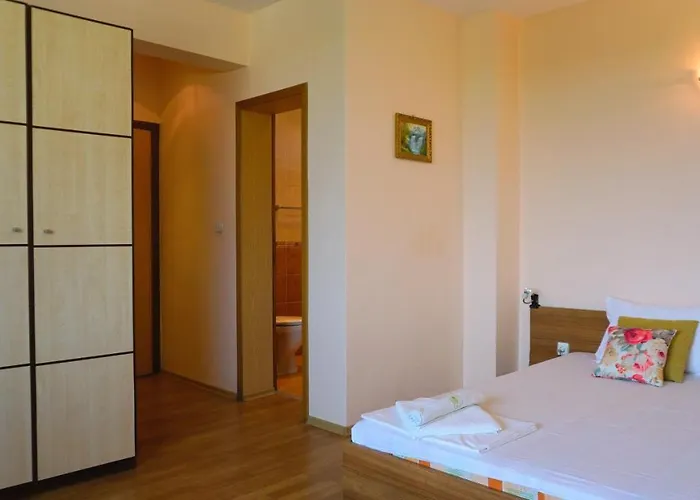 Ваканционна къща роза - Rosa