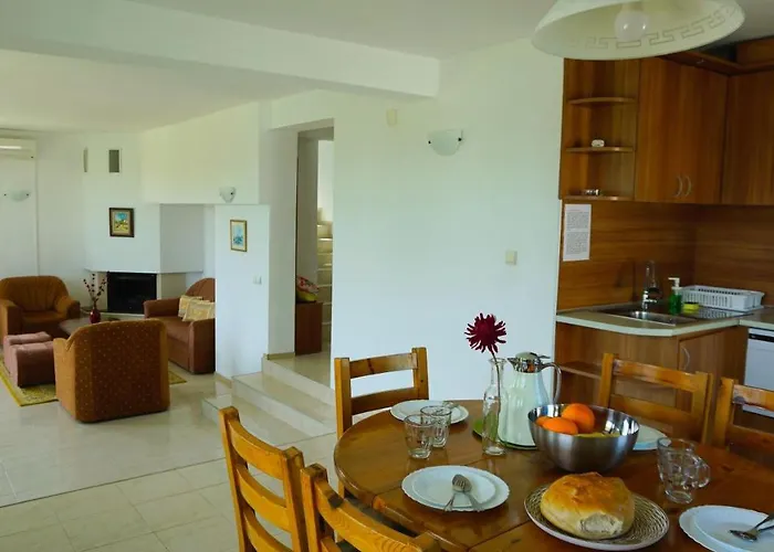 Ваканционна къща роза - Rosa